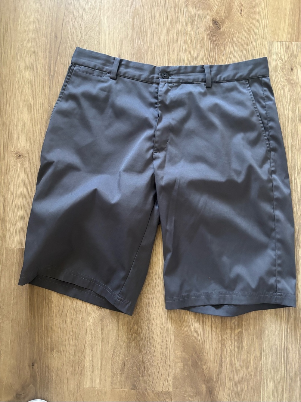 Nike Golf Men's Dark Charcoal Flat-Front Shorts